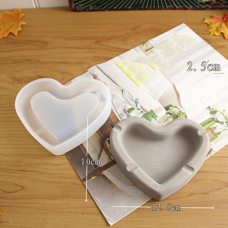 Faceted Ashtray Silicone Mold for Concrete & Resin — photo 4