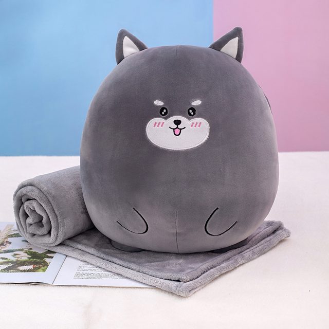 Sleepy Husky Round Plush With Blanket Set