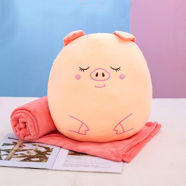 Sleepy Piggy Round Plush With Blanket Set
