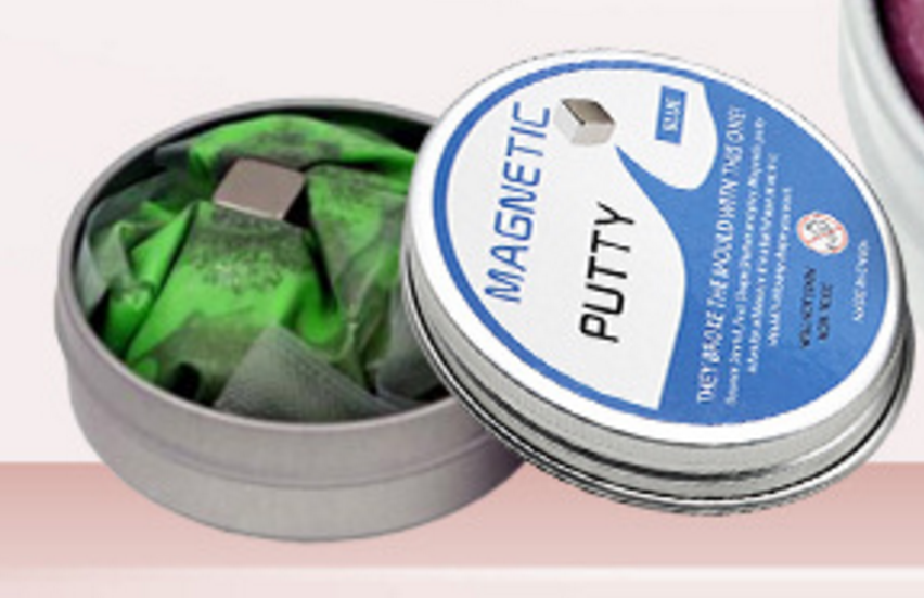 Magnetic Putty Squeeze Toy