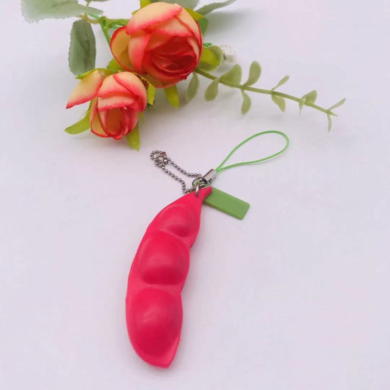 Squeeze-a-Bean Edamame Pea Pod Keychain — photo 5