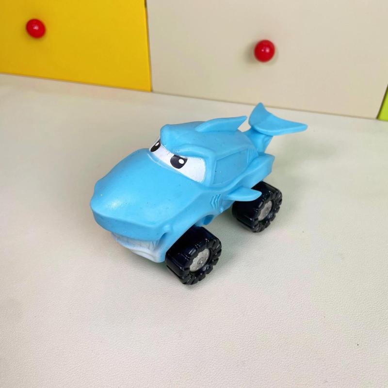 Squishy Bull Racer Car Slow-Rise Squeeze Toy โ photo 2