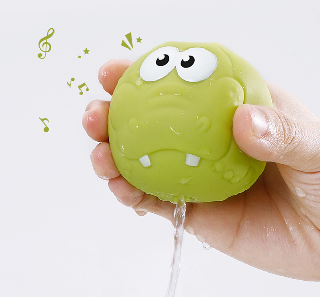 Green Croc Squirt Bath Buddy