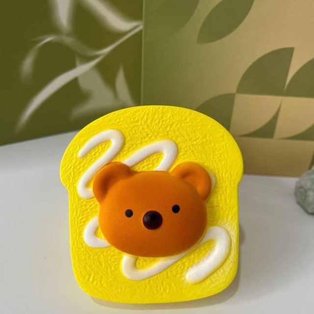 Bear-on-Toast Squishy