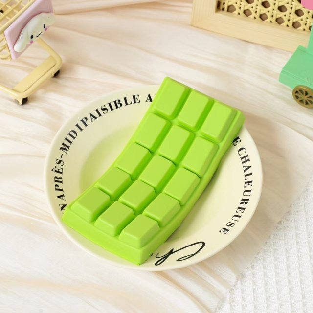 Squishy Chocolate Bar Bend & Snap — photo 3