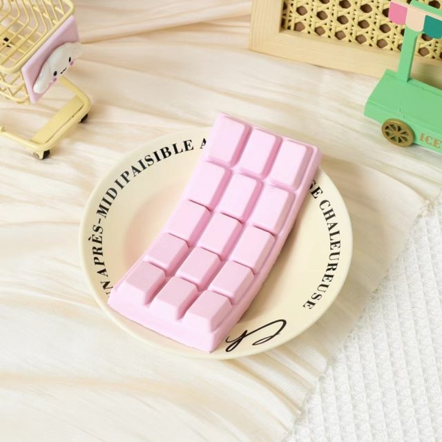 Squishy Chocolate Bar Bend & Snap — photo 4